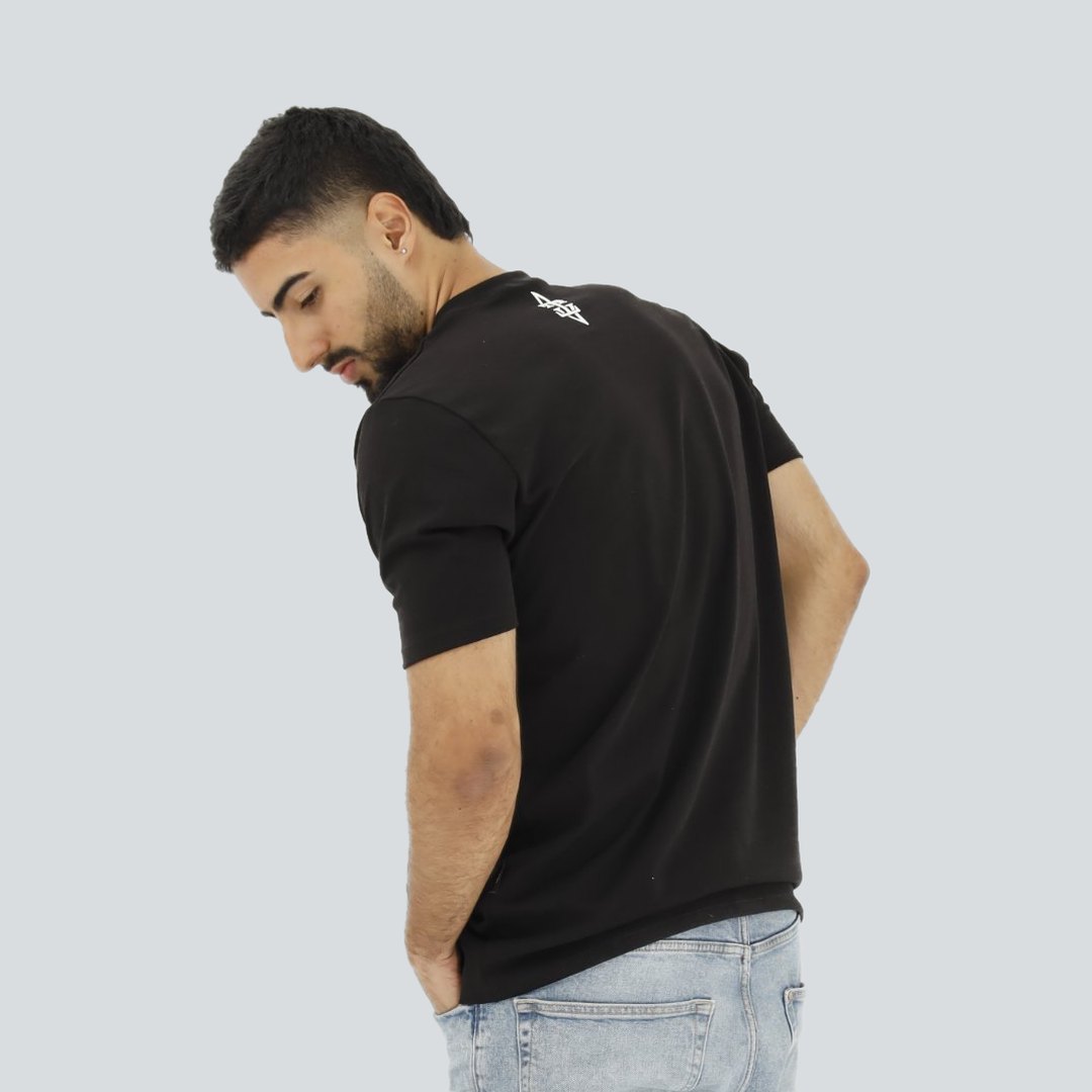 Camiseta Saggio Negra I´inizio